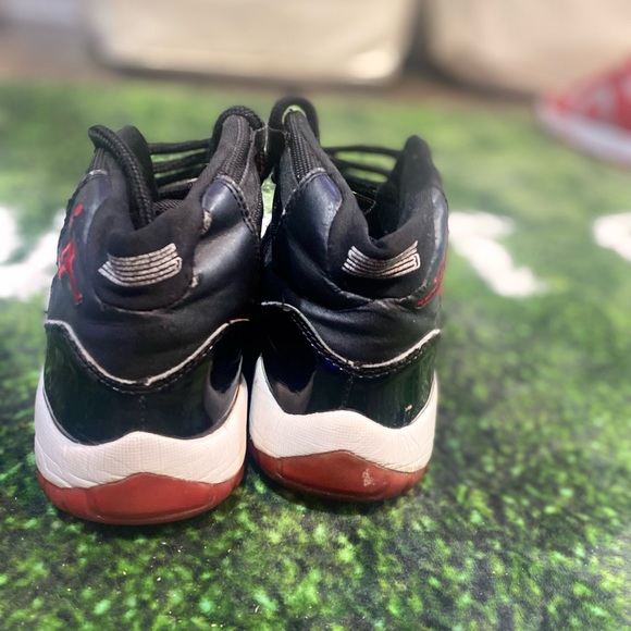 Air Jordan 11 Retro Bred - Picture 5 of 6